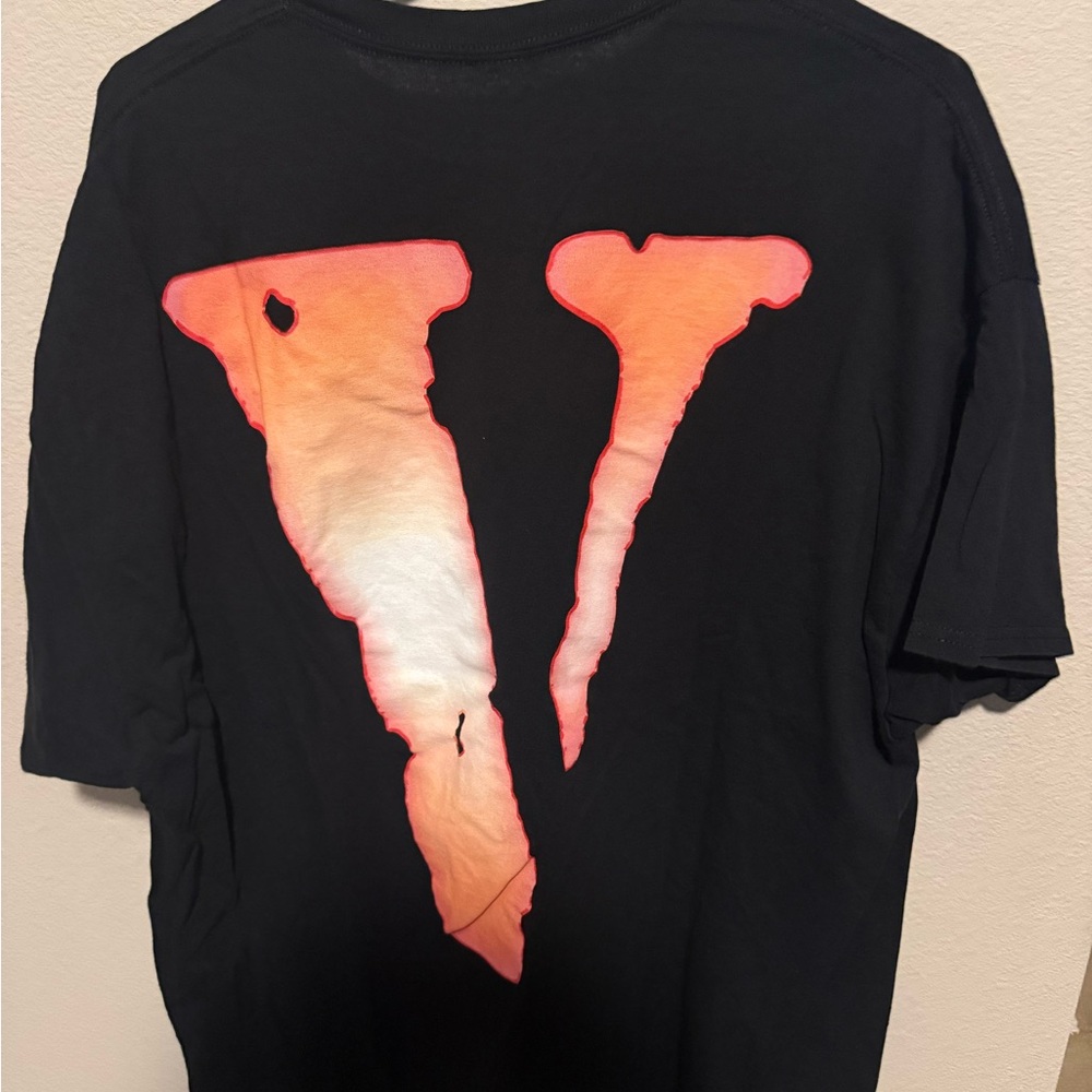 NAV Vlone Logo Black Tee - NAV Printed Graphic